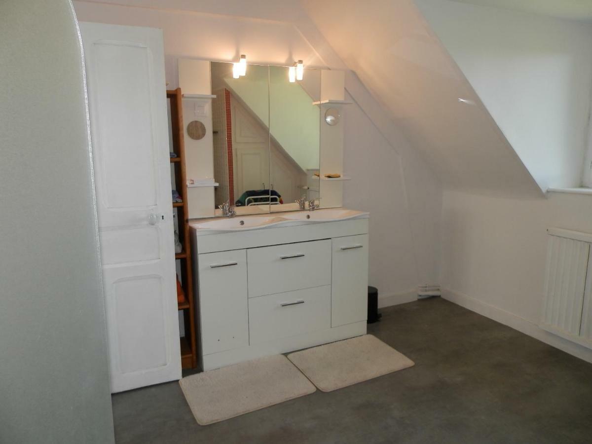 Vallee Des Ardoisieres Mael-Carhaix Room photo